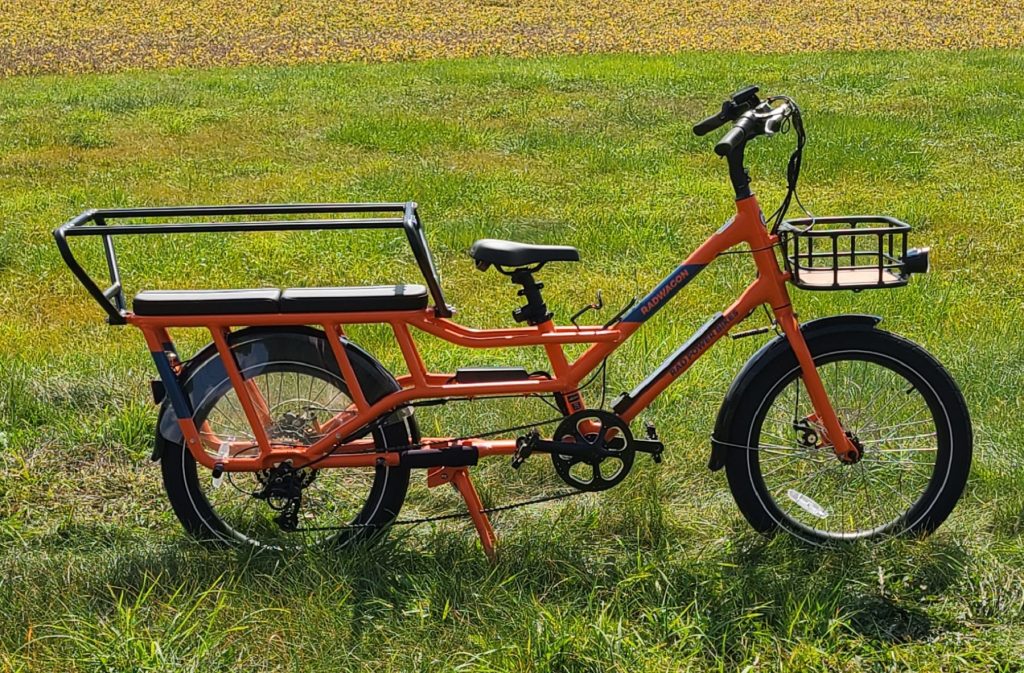 RadWagon e-bike with Caboose passenger package installed